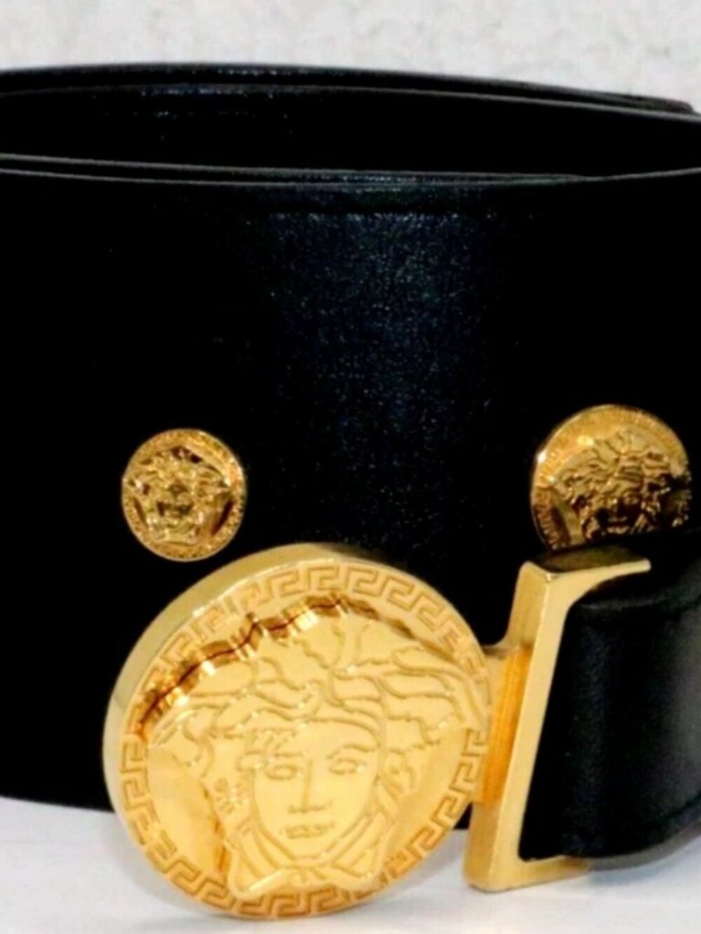 Versace Leather Waist Belt CD9827-VT1 Size 75/30 - Black/Gold